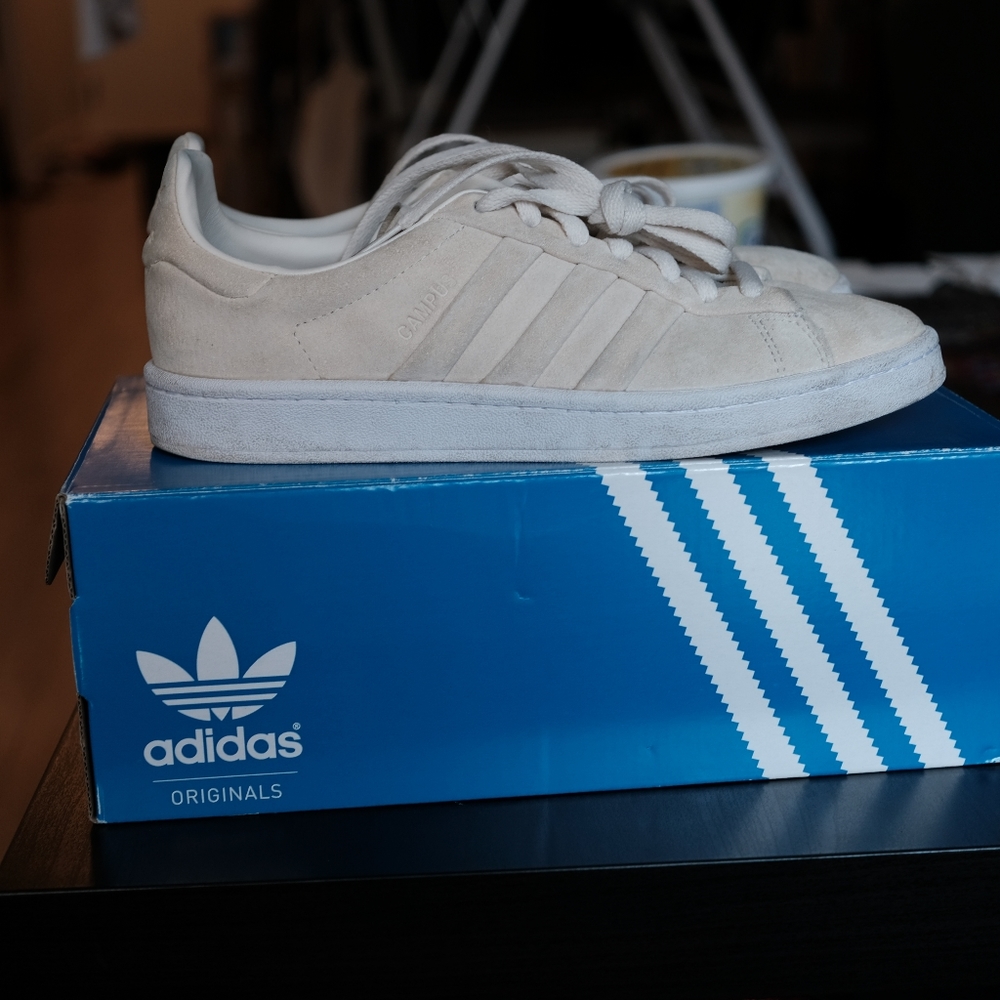 Adidas Campus in off-white suede